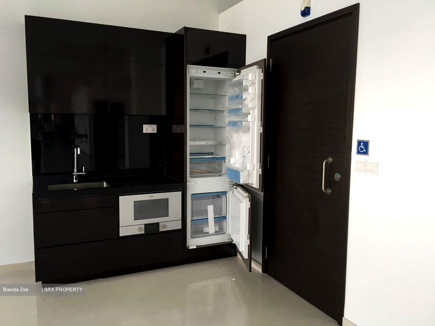 Eon Shenton (D2), Office #395813351